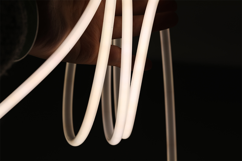 华体会hth.com价比